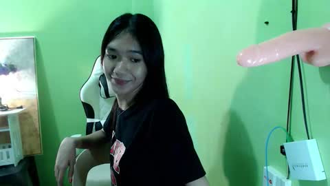 Reign online show from January 15, 9:01 pm