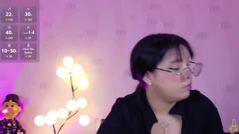 innocenthazel online show from May 27, 2:52 am