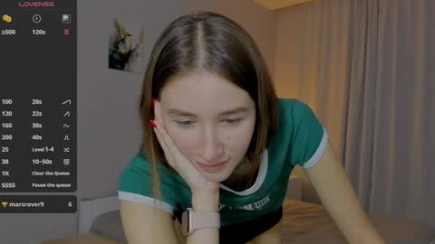 Snapshot of internetsexplorer chatting on January 22, 7:34 pm Bernadette  Join  online show from January 22, 7:34 pm