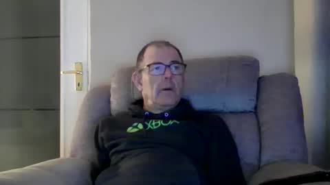 inthemood63 online show from October 16, 7:24 pm