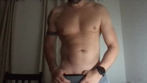 invitado321 online show from May 20, 9:54 pm