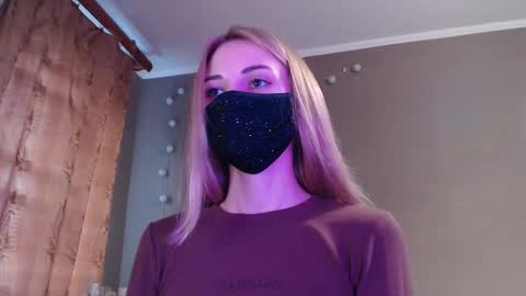 Lily online show from September 23, 3:39 pm