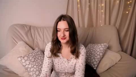 iriscurtis online show from November 21, 9:07 am