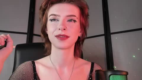 Snapshot of irisice chatting on January 13, 5:33 am Miss Iris Fansly Miss Iris new inst.  online show from January 13, 5:33 am