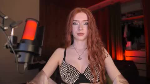 Snapshot of irisice chatting on October 14, 5:38 pm Miss Iris Fansly Miss Iris new inst.  online show from October 14, 5:38 pm