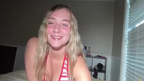 Irispink1 online show from July 22, 11:40 pm