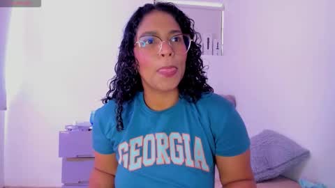 iris online show from November 24, 3:22 pm