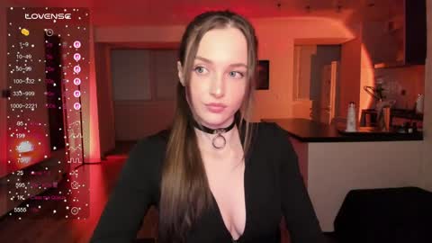 irisskiss online show from June 7, 7:19 pm
