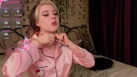 I am Cutie Iris3 online show from November 10, 7:33 am