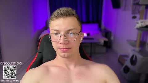 Iron online show from November 7, 9:17 pm