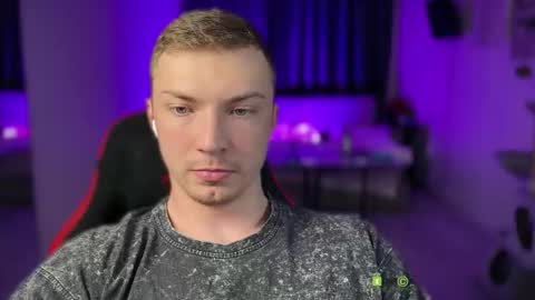 Iron online show from February 28, 11:42 pm