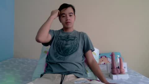 irondante01 online show from April 20, 12:08 pm