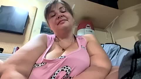 irresistibleanna online show from October 8, 5:46 am