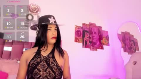 isabella online show from December 15, 8:16 pm