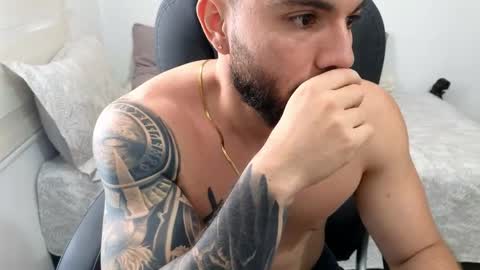 Isaac carter online show from April 18, 1:46 pm