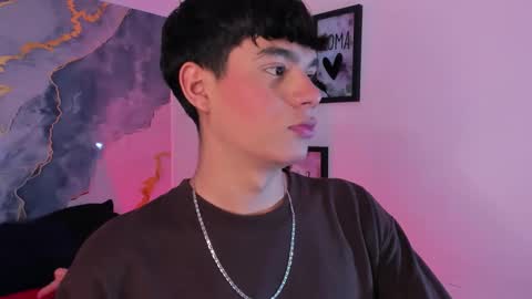 Isaac Kurtt online show from December 15, 7:32 pm