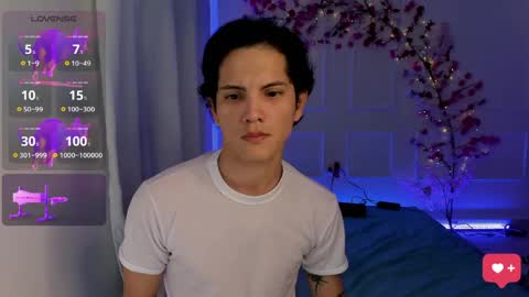 isaac online show from April 1, 10:28 pm