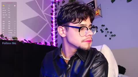 Isaac Saenz. online show from December 5, 12:36 am