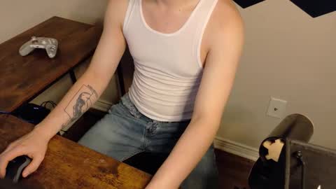 isaac online show from March 29, 3:41 am