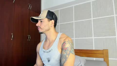 Isaac Surez online show from May 8, 1:50 pm
