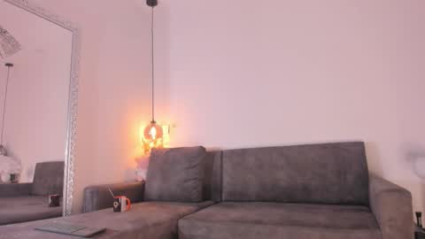 Isabela online show from October 14, 12:08 pm