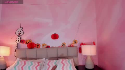 isabelastefano online show from October 31, 3:29 am