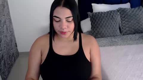 isabelateran online show from February 5, 6:55 pm