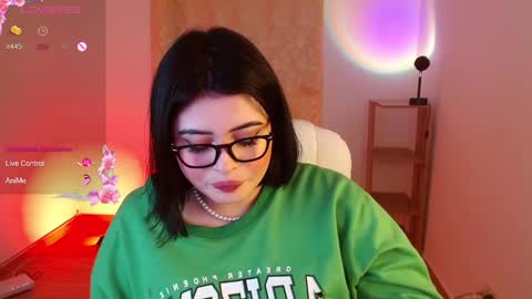 isabella online show from January 15, 3:22 am