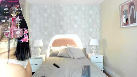 isabella__milf online show from February 18, 7:35 pm