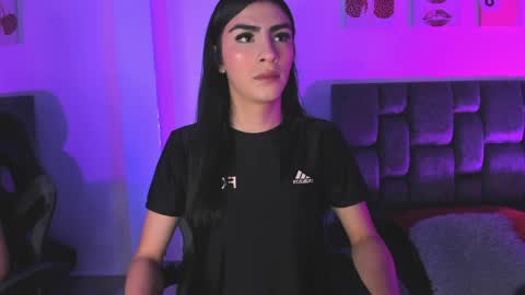 Isabella Moon9 online show from April 6, 12:17 pm