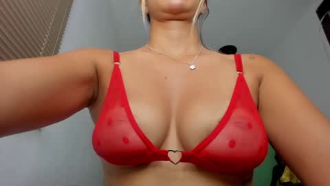 Isabella online show from January 30, 12:07 am