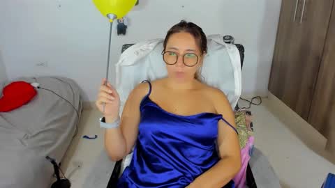 Isabella online show from March 21, 5:50 pm