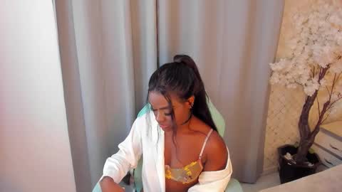    v online show from November 28, 9:44 pm