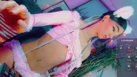 isabellagirs online show from March 24, 5:57 am