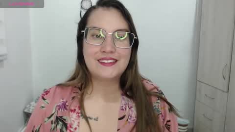 isabellahunter2 online show from January 18, 2:20 am