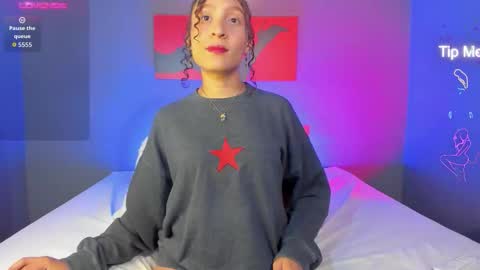 Isabella online show from December 2, 10:30 pm