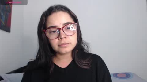 Emma online show from December 22, 3:33 am