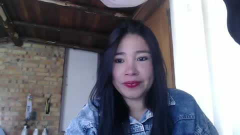 Snapshot of isis_moon88 chatting on October 24, 2:18 pm isis online show from October 24, 2:18 pm