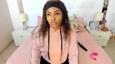 Vanessa online show from October 5, 11:18 am