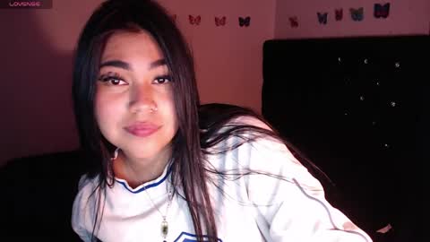 isabella p online show from May 14, 5:49 am