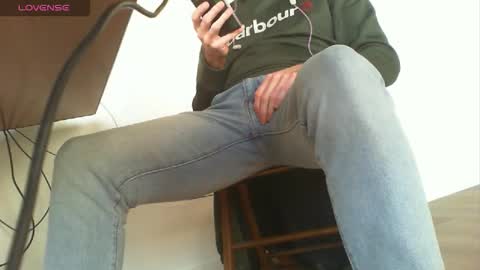 Alex online show from March 31, 8:26 am