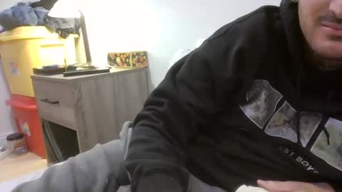 italianstallion69123 online show from September 27, 7:11 pm