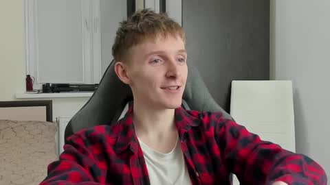 Ethan online show from September 24, 6:36 pm