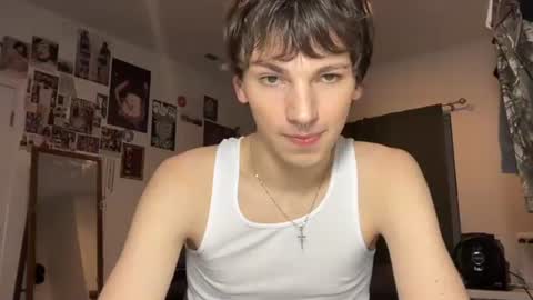 Rowan online show from October 31, 2:01 am