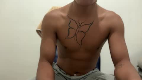 itsme_urboy online show from May 24, 9:54 pm