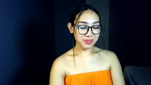 itsmehotqueen online show from June 12, 2:54 am