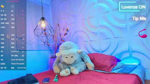 itszairen online show from April 16, 4:12 am