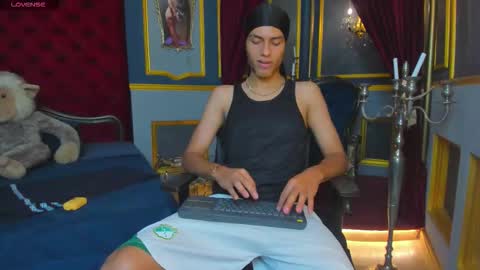 itszairen online show from March 14, 5:00 am