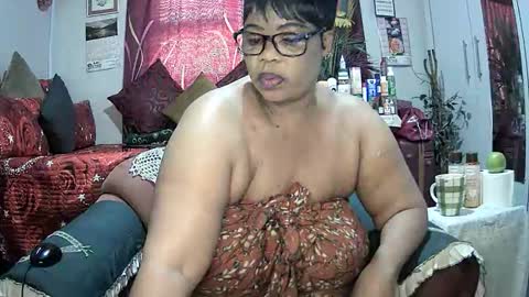 Snapshot of itumeleng74 chatting on October 23, 6:59 am itumeleng74 online show from October 23, 6:59 am
