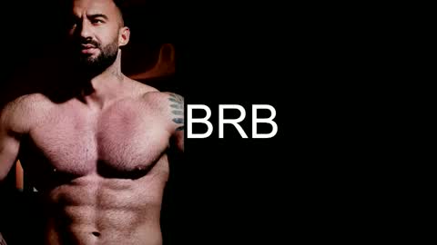 iustinmucle95 online show from February 17, 5:50 am